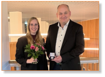 Samantha Ritter erhält die Silberne Ehrenmedaille